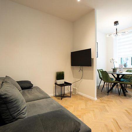 Brand-New Apartment In The 17Th District Of Viena Exterior foto