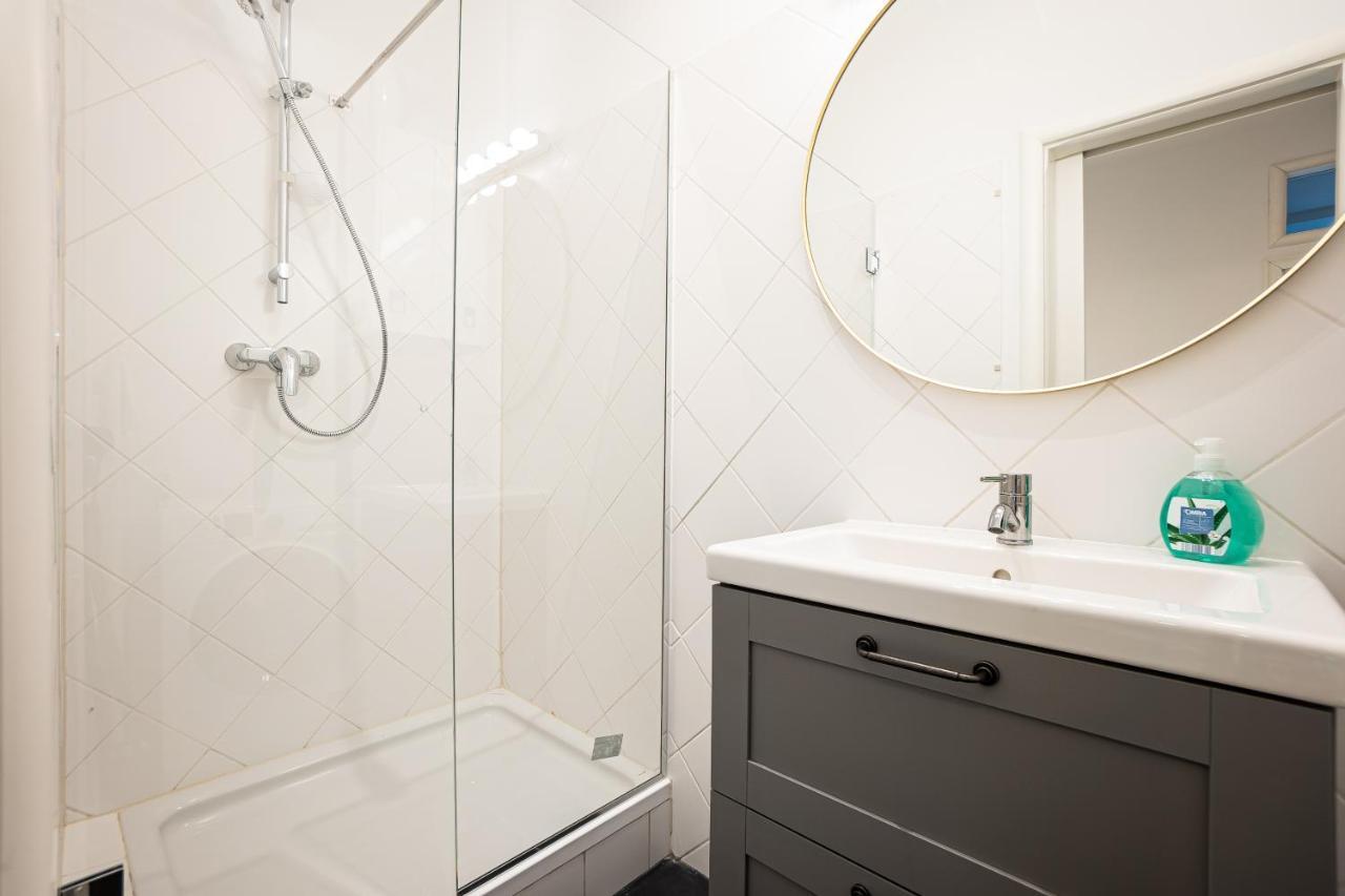 Brand-New Apartment In The 17Th District Of Viena Exterior foto